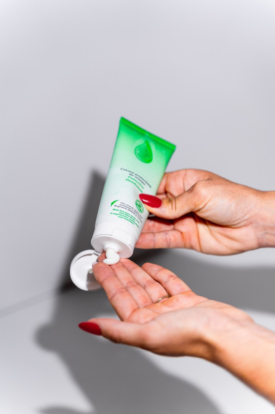 Handcreme mit Aloe Vera und bienenwachs